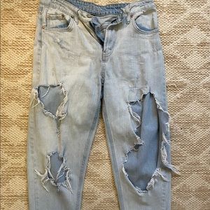 Lightwash Mom Jeans